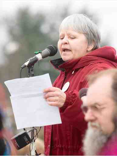 Judy Bonds at anti-MTR rally outside state EPA headquarters, Charleston, WVa, Dec 7, 2009/Bob Bird, AP, Los Angeles Times, latimes.com Judy Bonds at anti-MTR rally outside state EPA headquarters, Charleston, WVa, Dec 7, 2009/Bob Bird, AP, Los Angeles Times, latimes.com