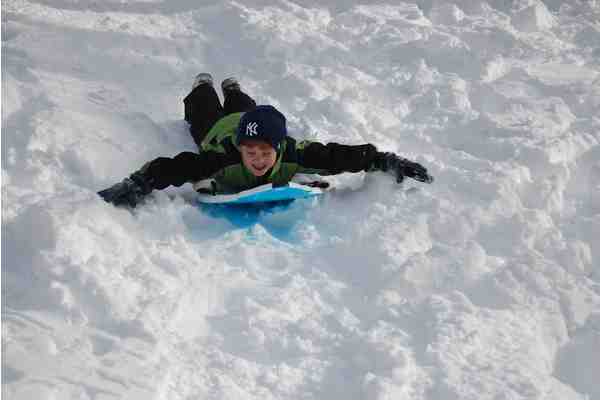 Stuyvesant Town Hill, NYC, Dec 27, 2010/Suzanne Silber, nytimes.com