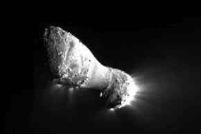 Comet Hartley 2 photographed from 435 miles away by NASA's EPOXI mission spacecraft, 2010/ UPI, NASA,JPL-Caltech, UMD, The Christian Science Monitor, csmonitor.com